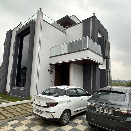 Sara Villa Lonavala Luaran gambar